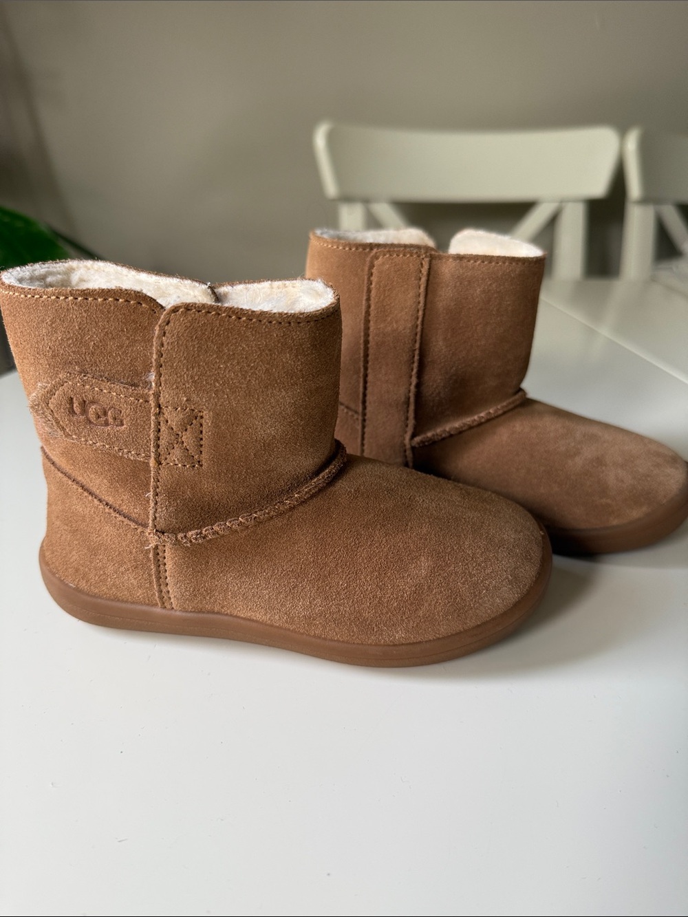 UGG Kids Classic Chestnut Suede Boot with Shearling Lining